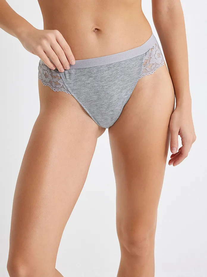 Seamless lace panties - Image 2